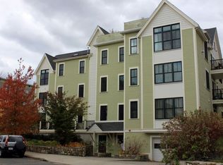 140 Hudson St UNIT 302, Somerville, MA 02144