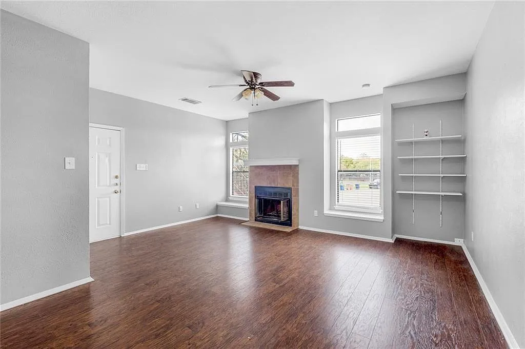 5305 Indio Cove - Indio B — Photo 2