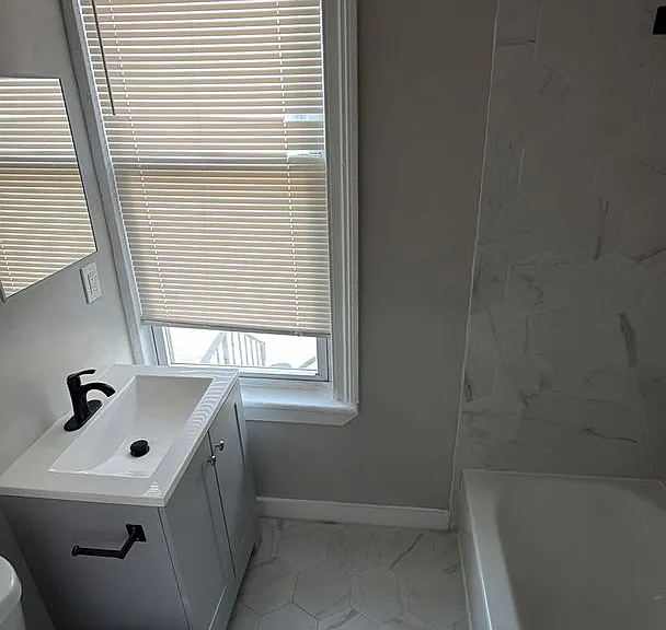 6 Elm St — Photo 2