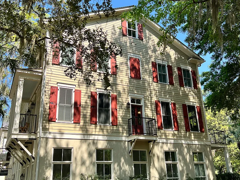 31B Market #2 — Photo 53