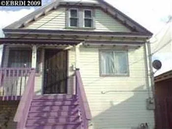 526 4th St photo 1