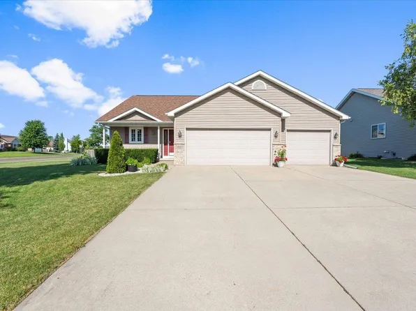 102 Kelvington Drive, Sun Prairie, WI 53590