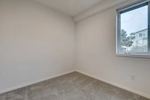 3216 15th Ave W #D — Photo 8