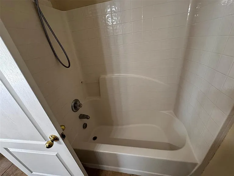 3903 Skipper Ct — Photo 20