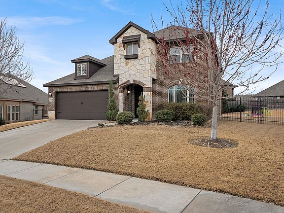 3rd image of 7228 Windy Ridge Dr