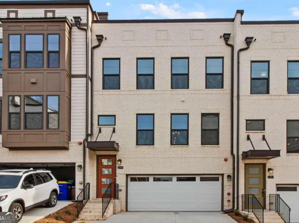 2184 Burnside Dr NW, Atlanta, GA 30318