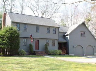 39 Winchester Dr, Glocester, RI 02857