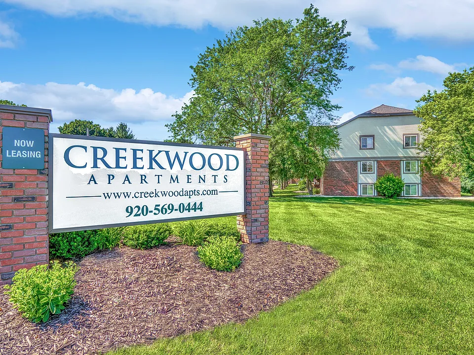 Creekwood Apartments Exterior
