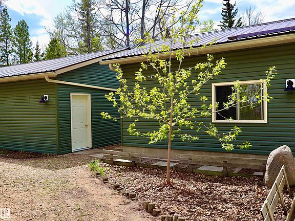 3rd image of 5508 Township Road 593a #26