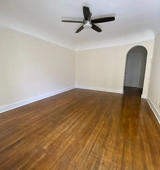 1044 N Sweetzer Ave #1/2 — Photo 5