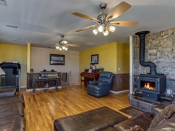 4th image of 1313 Belwood Lawndale Rd
