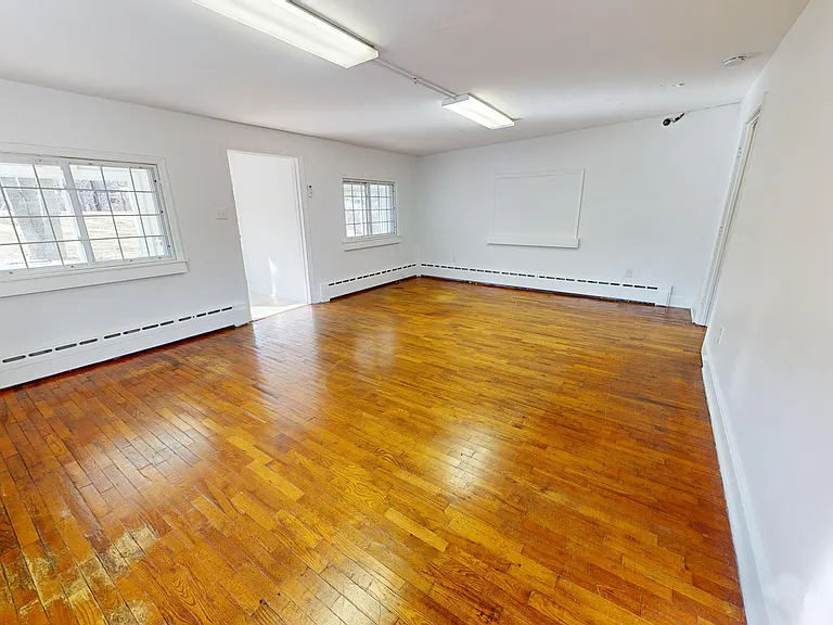 5223 John Marshall Hwy — Photo 31