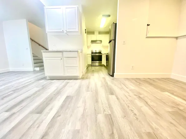 1587 Primrose St #A, Anchorage, AK 99508