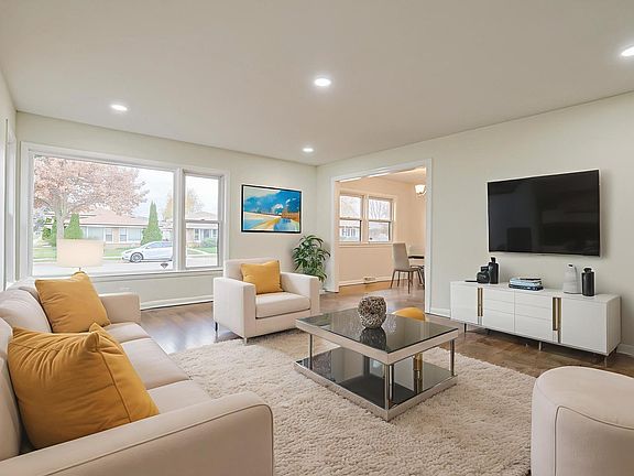 4th image of 7501 E Prairie Rd