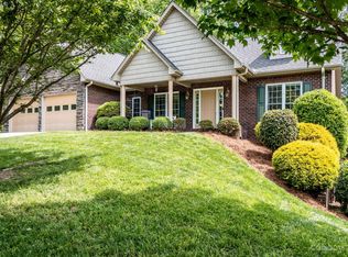 922 Barrington Dr NE #24/25, Lenoir, NC 28645