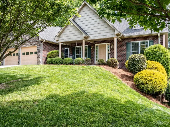 922 Barrington Dr NE #24/25, Lenoir, NC 28645