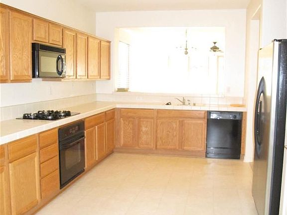 4th image of 1233 Longhorn Ln