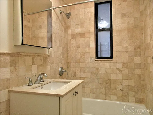 Rented by City Connections Realty | media 16