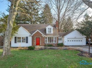 2710 Secor Rd, Toledo, OH 43606