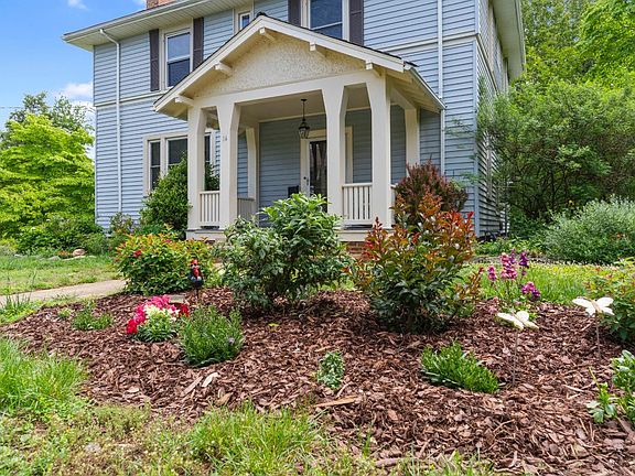3rd image of 14 Riverview Pl