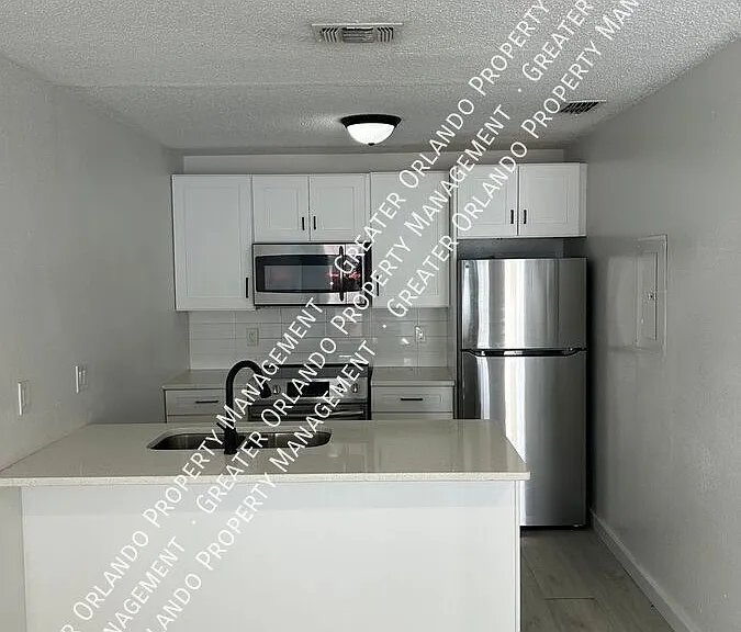 2955 SE 53rd Ct #C — Photo 2