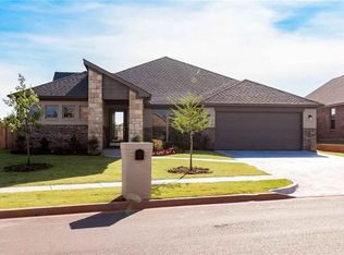 3903 Painted Bird Rd, Norman, OK 73071