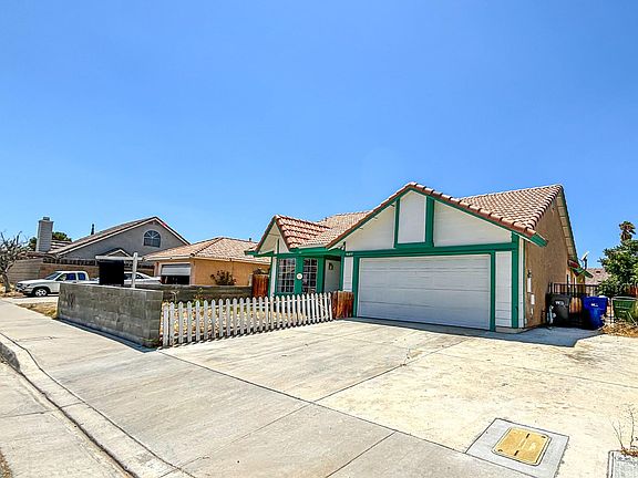 3rd image of 36837 Westgate Dr