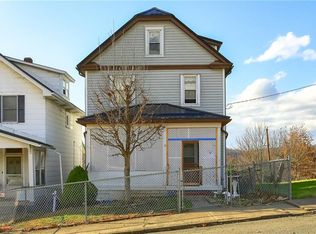 1915 Woodmont Ave, Arnold, PA 15068