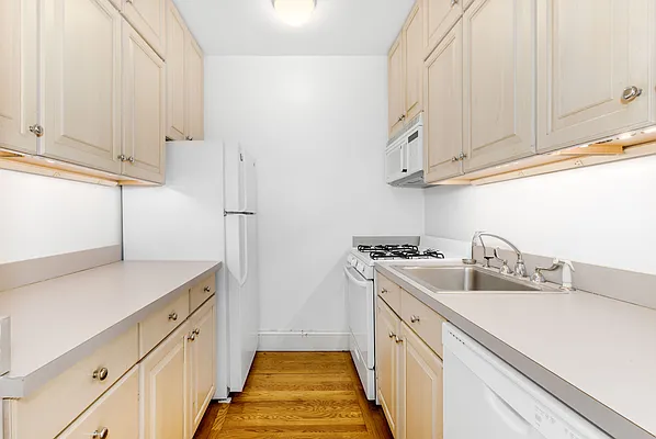 Sold by Douglas Elliman | media 3