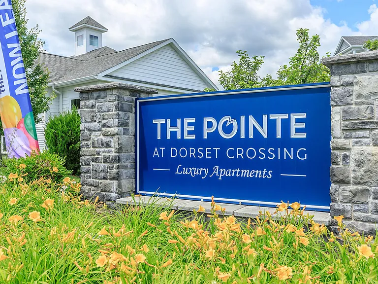 The Pointe at Dorset Crossing — Photo 21