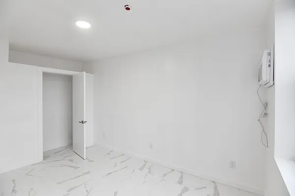 Rented by The Agency | media 5