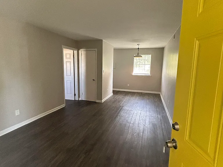 408 Tuscaloosa Ave SW #14 — Photo 1