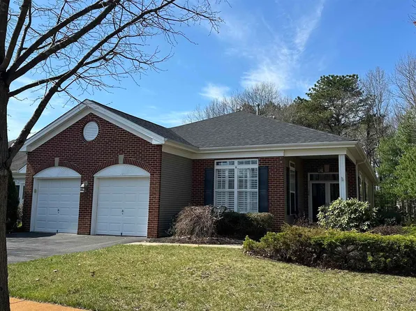 146 Saint Georges Dr, Galloway, NJ 08205