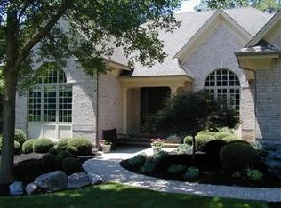 103 Signature Dr S, Xenia, OH 45385