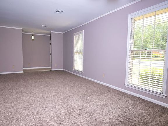 2nd image of 3123 Brentwood Dr