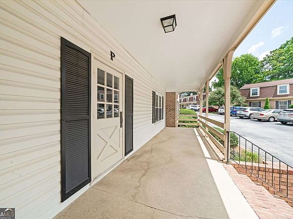 2nd image of 3825 Lavista Rd APT P4