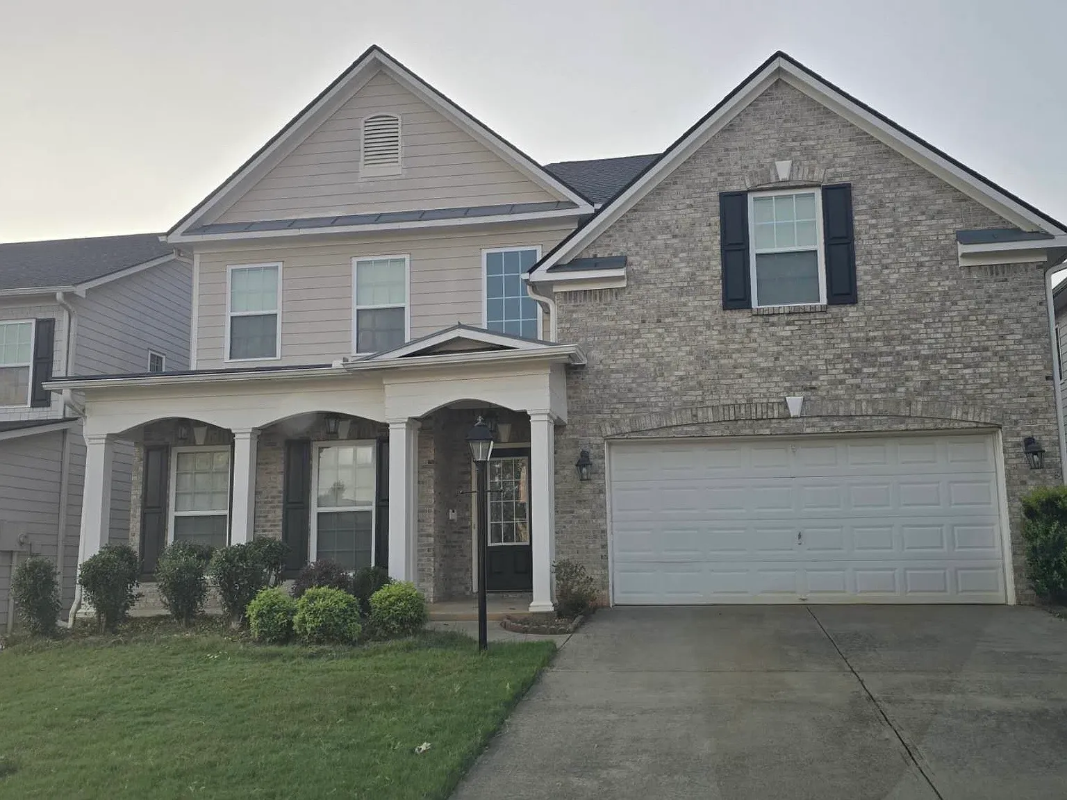 4 bed, 3591 sqft, $2,695 — Photo 1