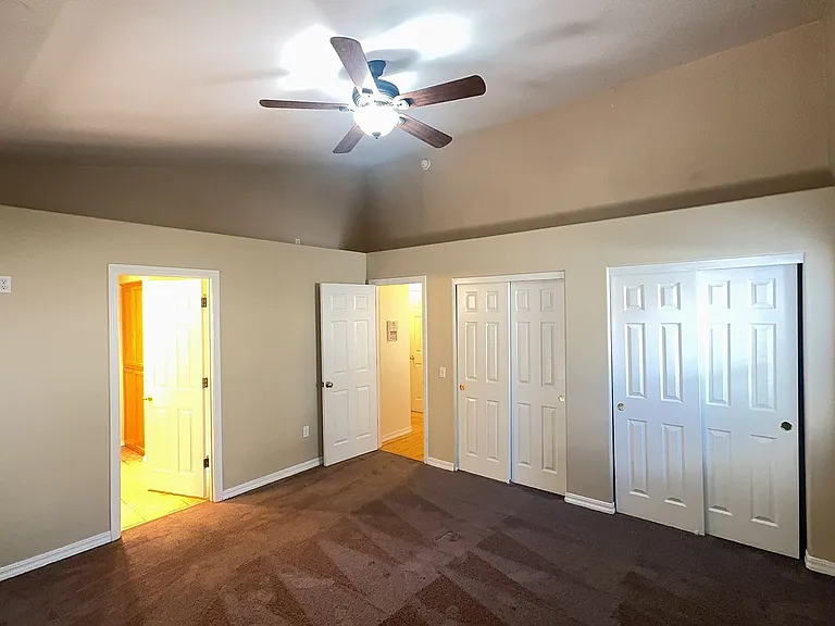 1652 Inverness Dr — Photo 11