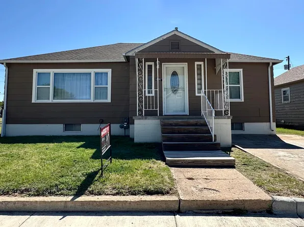 1008 Cathedral Ave, Victoria, KS 67671