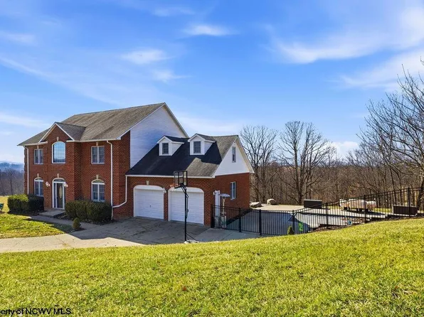 4273 Wexford Way, Bridgeport, WV 26330