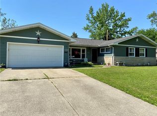 159 W Karen Dr, Decatur, IL 62526