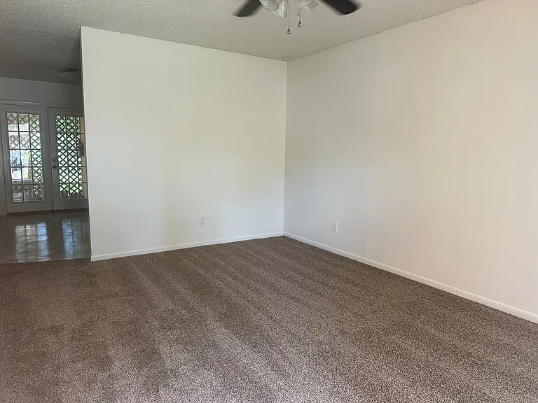 101 Willenberg St #8 — Photo 6