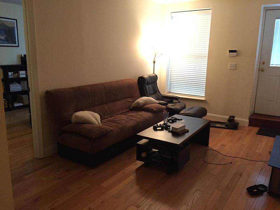 2nd image of 841 Parker St #C101