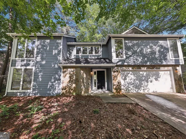 5362 Kelleys Mill Cir, Stone Mountain, GA 30088