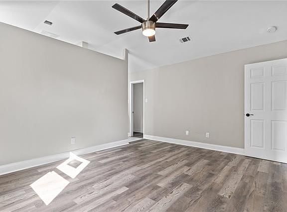 5th image of 764 Lafayette Dr