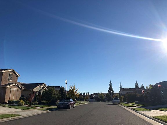5th image of 1639 Flora Way