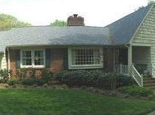 306 Woodmont Rd, Jamestown, NC 27282