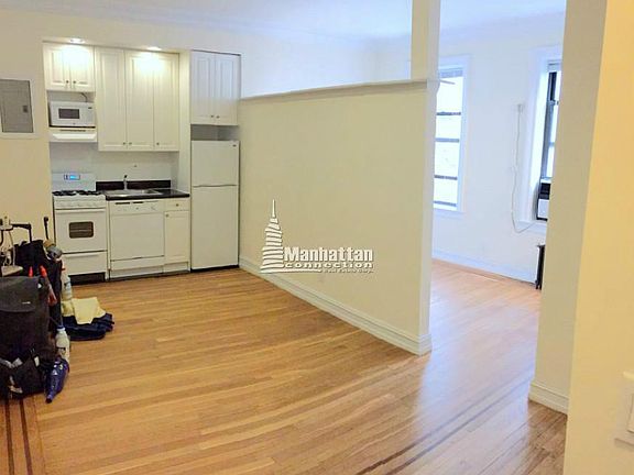 2nd image of 214 E 51st St APT 5G