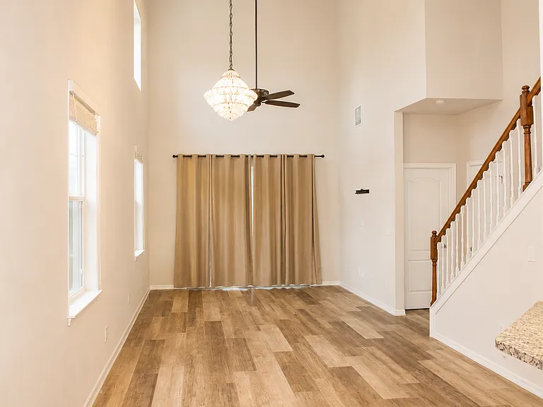 10940 Verawood Dr — Photo 21