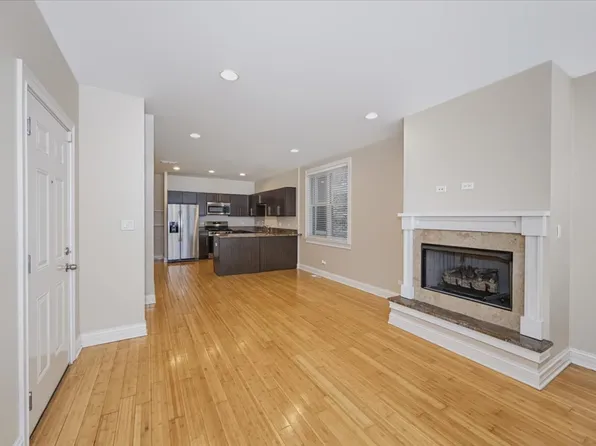 2425 W Arthington St #1, Chicago, IL 60612